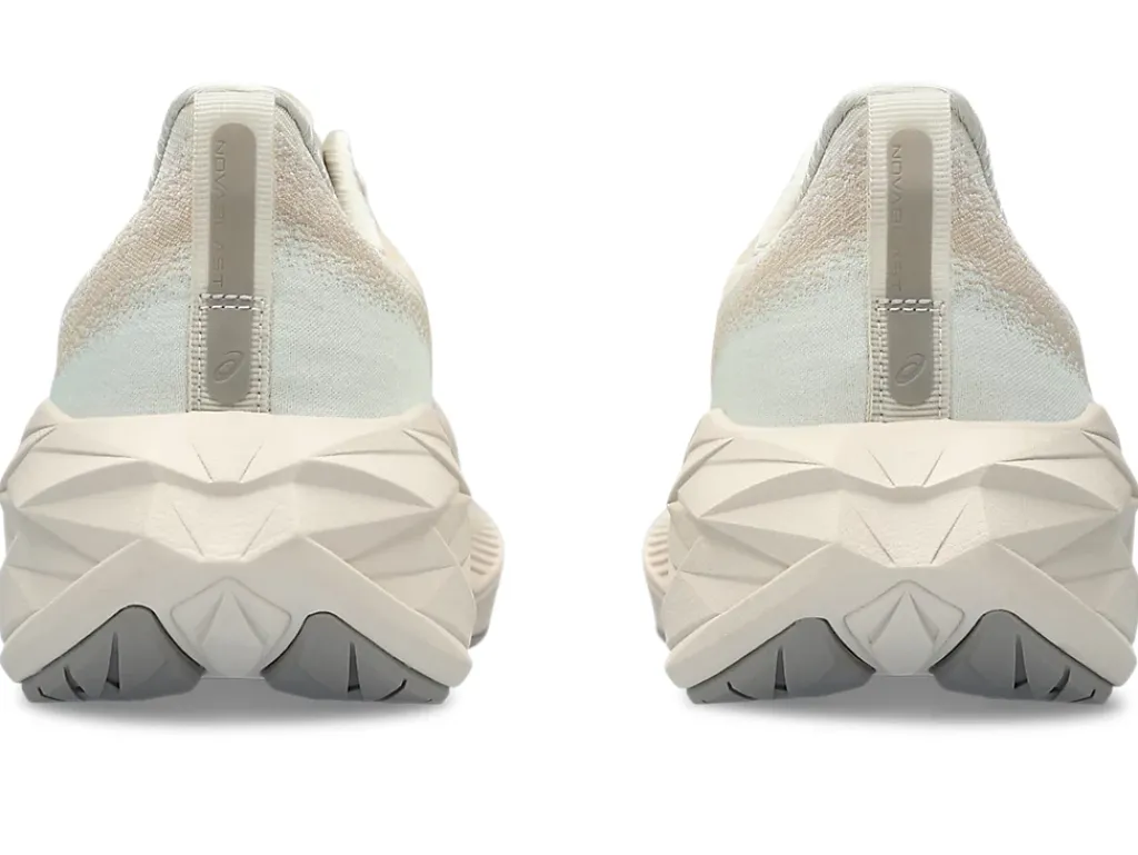 ASICS NOVABLAST 4-Women Neutral|Running Shoes