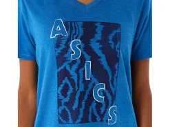 ASICS SHORT SLEEVE PRINT V-NECK-Women Extended Sizes|T-Shirts & Tops